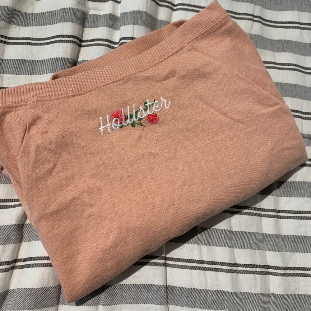 Hollister sweater